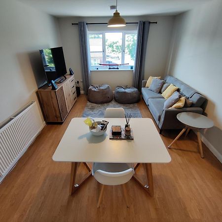 Joshua Court Single Room Stoke-on-Trent Bagian luar foto